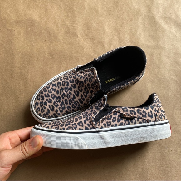 Vans Shoes - Womens Easy Slip On Vans Low Tops